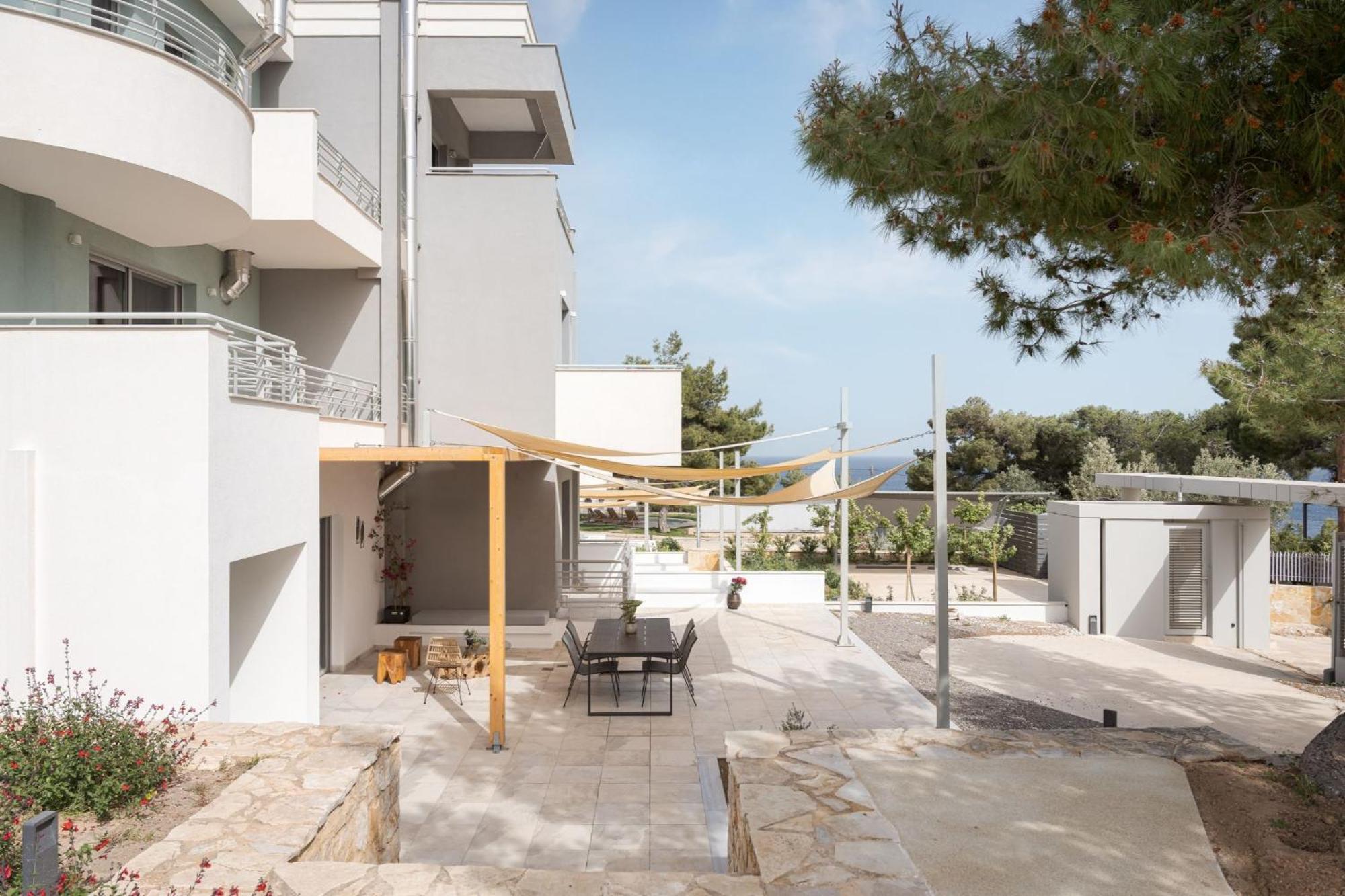 Cavos Boutique Homes Isthmia Exteriér fotografie